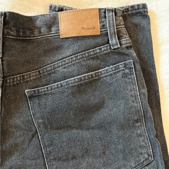 NWT Madewell Women’s Black Straight-Leg Jeans - Baggy Tapered Style - 30 waist - Picture 13 of 13